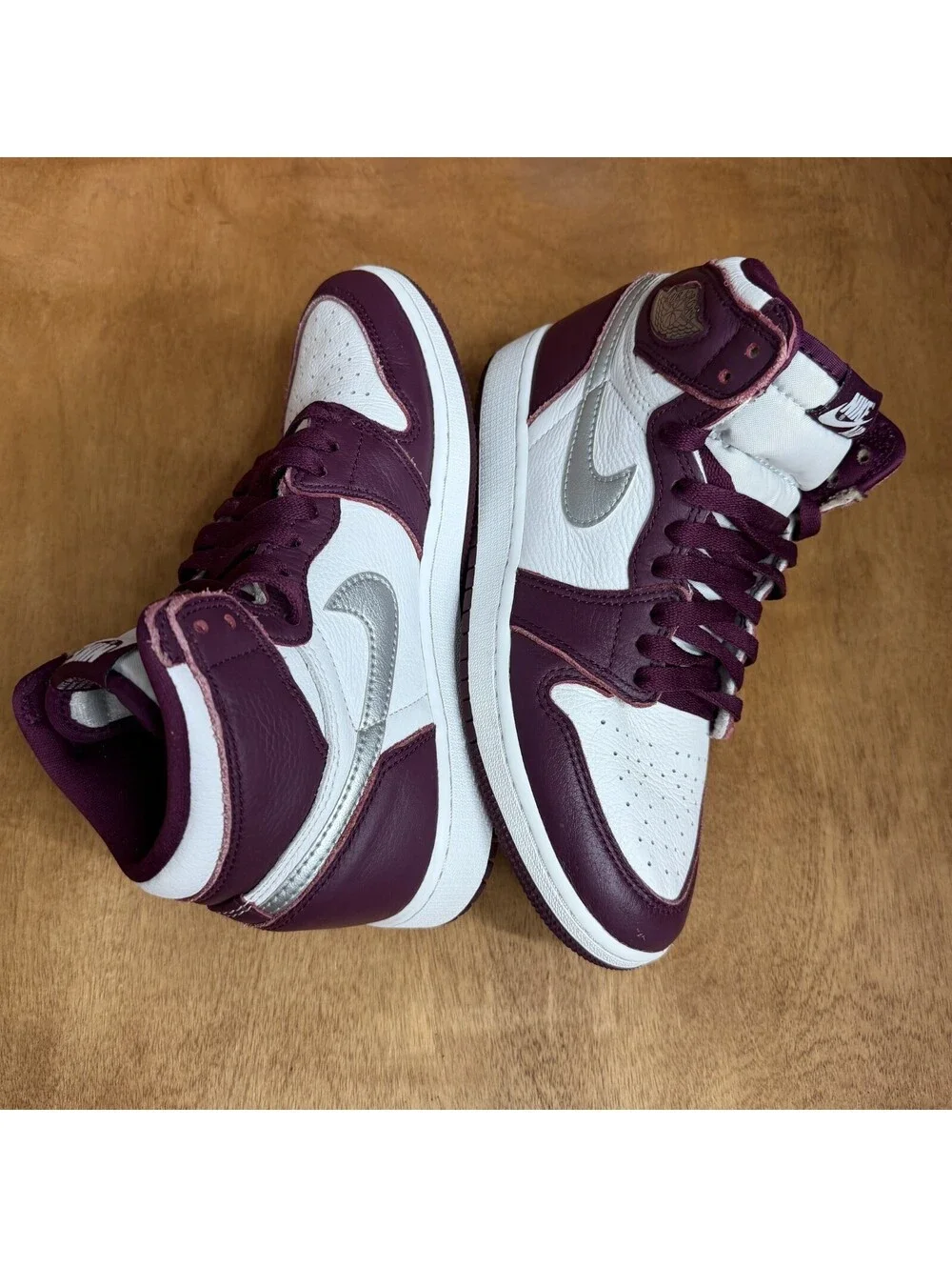Nike Air Jordan 1 Retro High OG GS Bordeaux Youth Size 5.5Y Sneakers 575441-611